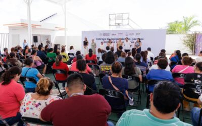 ENTRGA INDIRA VIZCAÍNO EQUIPAMIENTO A ESPACIOS ALIMENTARIOS DIF DE COLIMA Y VDEA