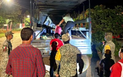 PC Manzanillo evacúa a habitantes de El Centinela ante el huracán Simón