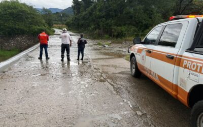 HURACÁN ‘SIMÓN’ SE ACERCA A COSTAS DE COLIMA, REFUERZAN ACCIONES PREVENTIVAS ANTE POSIBLE AFECTACIONES Y EVACÚAN A HABITANTES DE LA BECERRERA