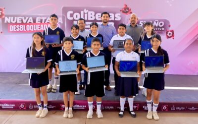 ENTREGA LAPTOPS GRATUITAS DE COLIBECAS A ESTUDIANTES DE SECUNDARIA EN IXTLAHUACÁN